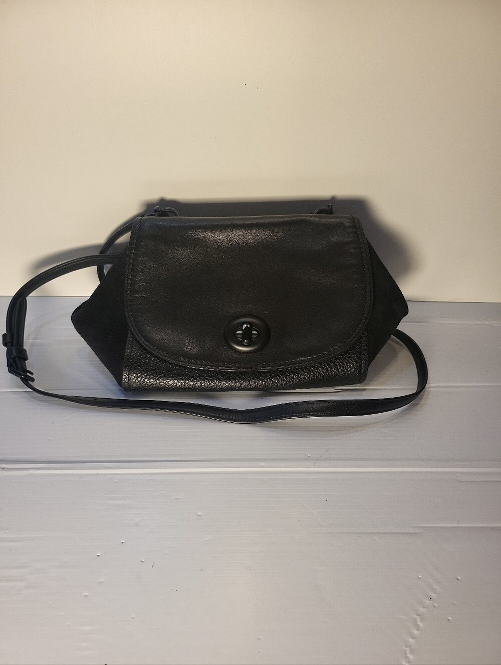 Faye Carryall Bag Purse Shoulder Crossbody BLACK Mixed Leathers F22348
